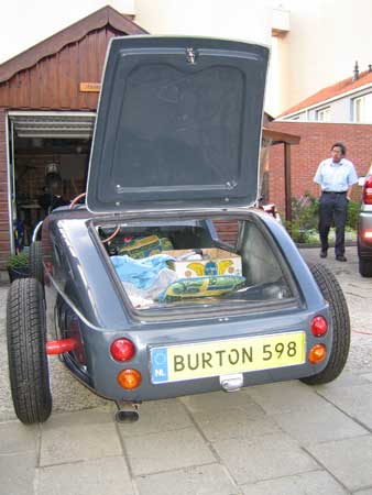Het rubber (na aanwijzingen van Burton 442) er in gedrukt.